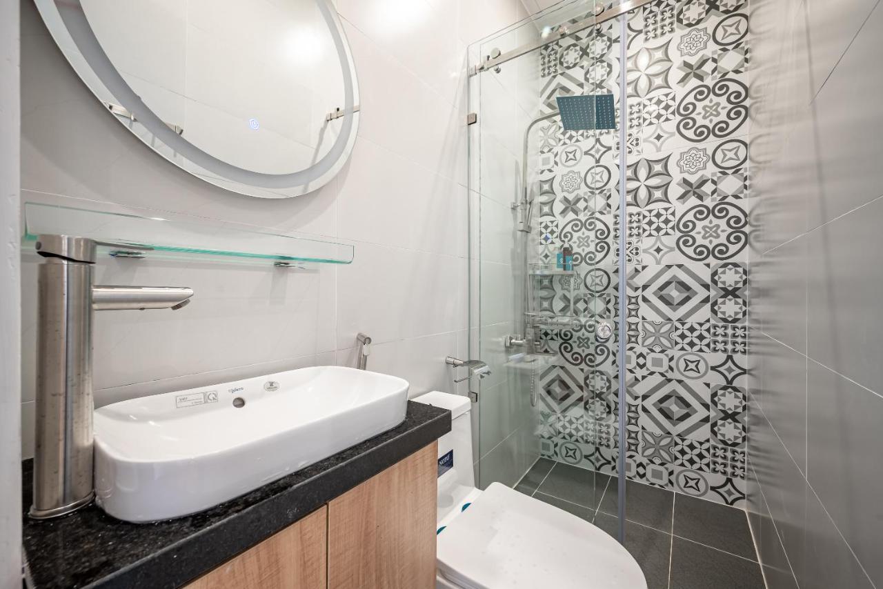 Cozrum Homes - Autumn House Хошимин Экстерьер фото