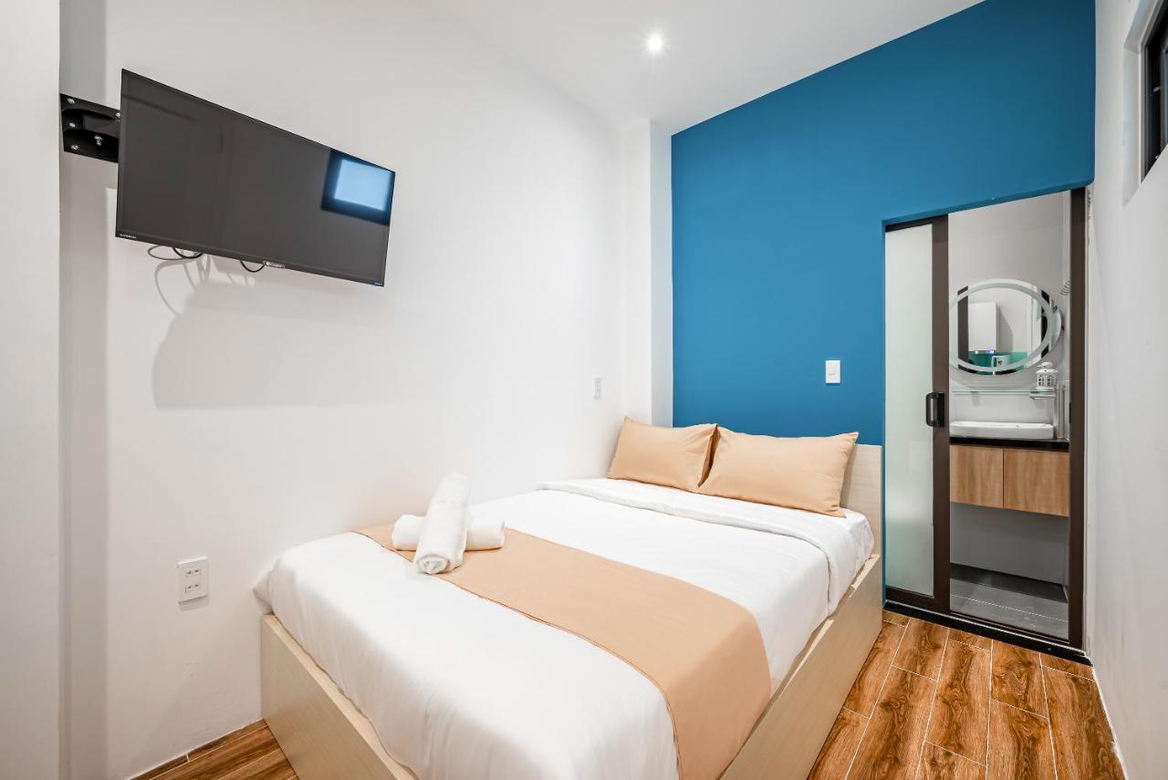 Cozrum Homes - Autumn House Хошимин Экстерьер фото